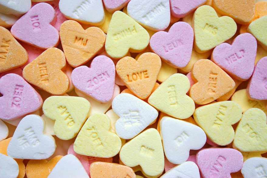 yellow-pink-orange-and-white-loves-heart-candies-208006